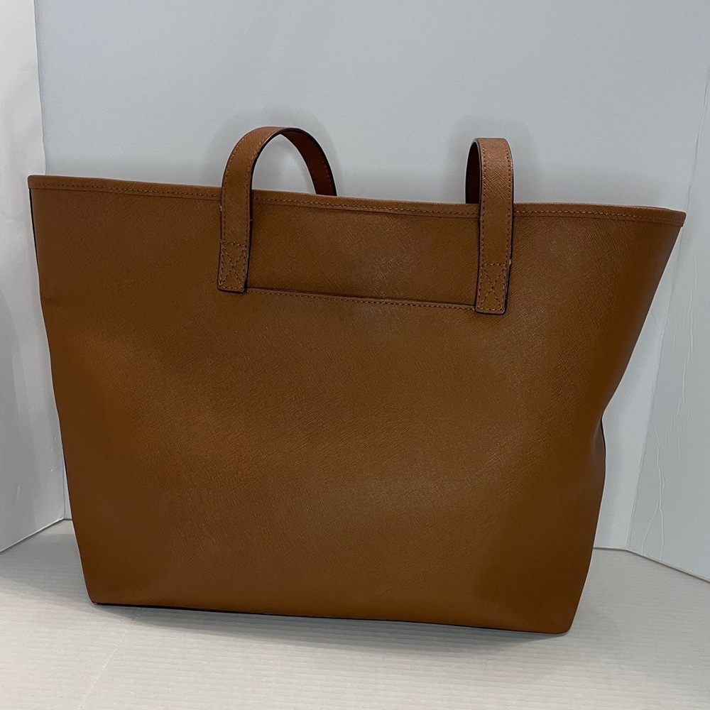 Michael Kors Handbag - Picture 4 of 11